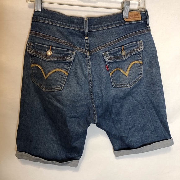 Levi’s  jean shorts with rolled hem - Picture 4 of 4